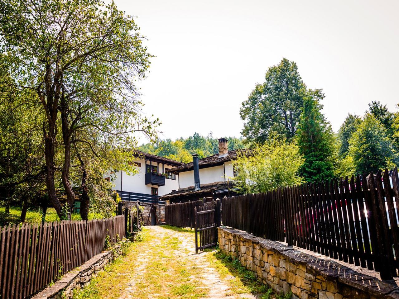 Strannopriemnitsa Guest House Bozhentsi Ngoại thất bức ảnh